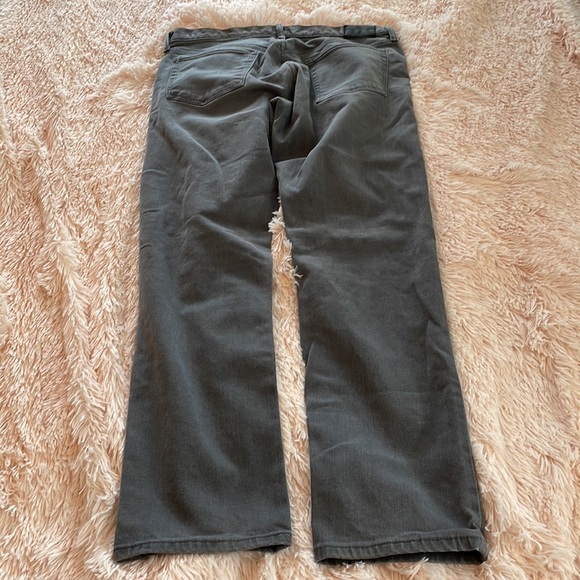 GAP Men’s Jeans. - Picture 3 of 3